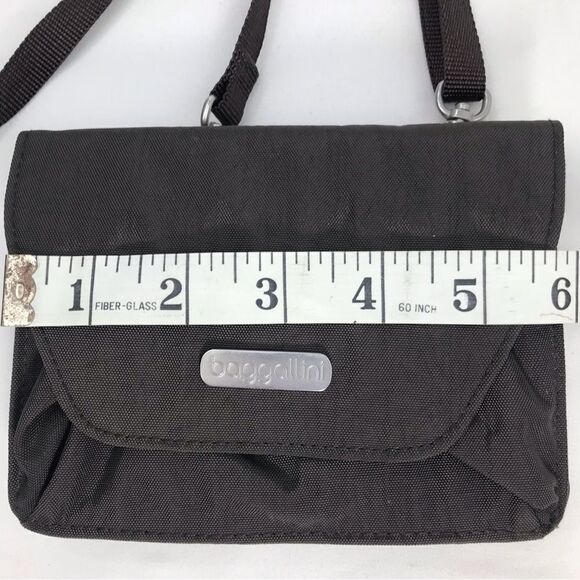 Baggallini Dark Brown Nylon Crossbody Travel Wallet Mini Bag - Picture 8 of 12